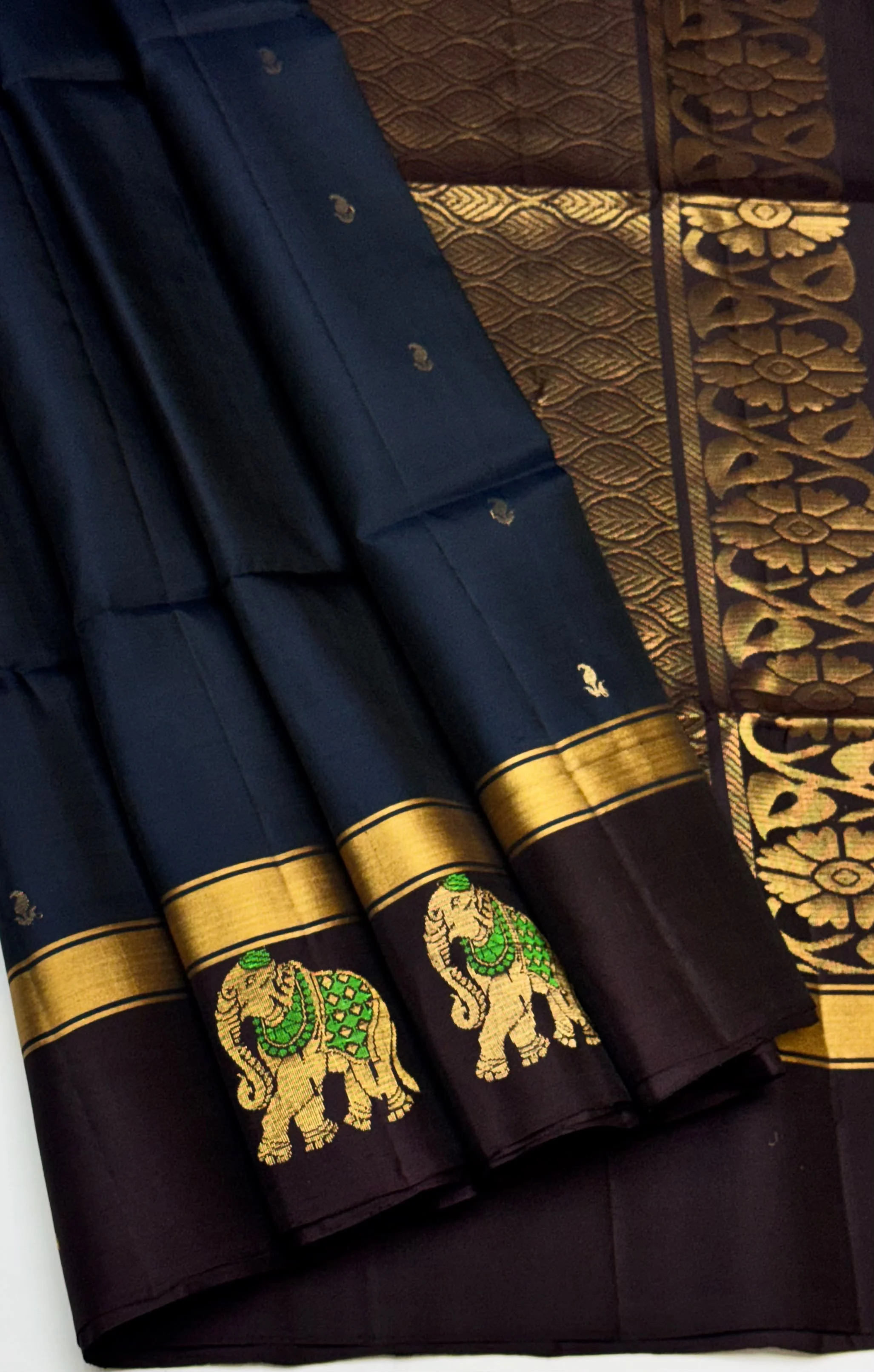 Chocolate Brown Elephant Border and Leaf Gold Zari Pallu Kanchipuram Silk Saree